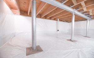 Crawl space structural support jacks installed in Hemingway